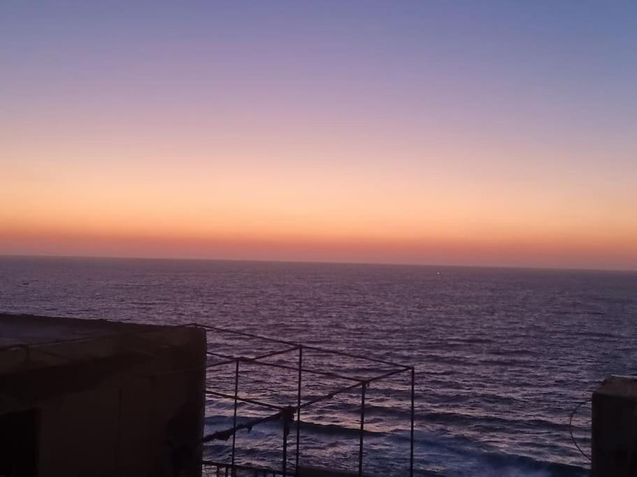 اول استخدام ترى البحر كاملا Apartment *